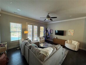 1695 Nettleship St in Fayetteville, AR - Building Photo - Building Photo