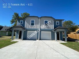 411 S Fannin Ave in Denison, TX - Building Photo