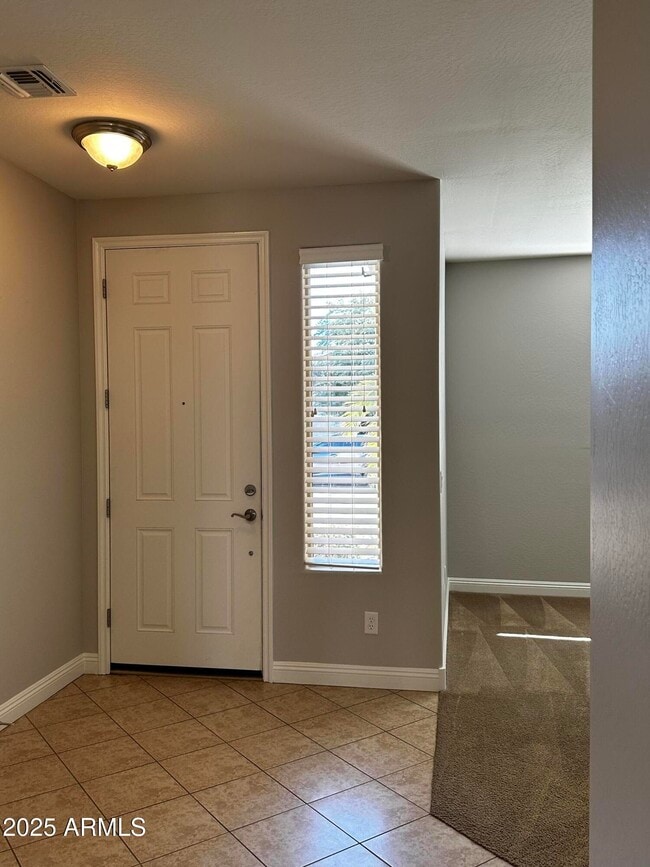 1686 W Paisley Dr in San Tan Valley, AZ - Building Photo - Building Photo