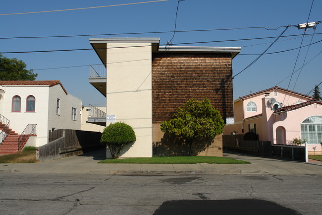 141 San Juan Ave in Millbrae, CA - Building Photo - Building Photo