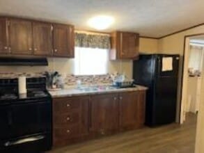 140 Grape Cv Rd in Sylva, NC - Building Photo - Building Photo