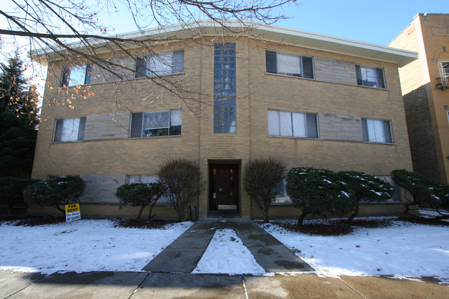 8118 N Keating Ave in Skokie, IL - Building Photo - Building Photo