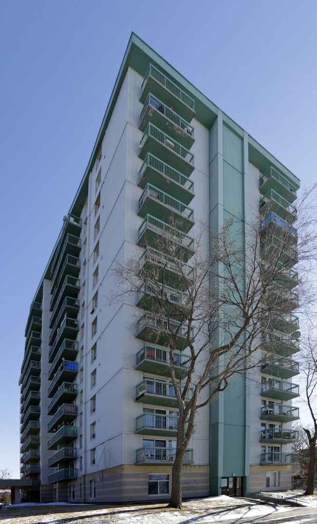 Charlotte Place in Ottawa, ON - Building Photo - Building Photo