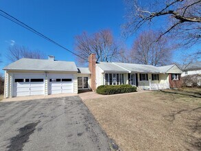 525 Main St in South Windsor, CT - Building Photo - Building Photo
