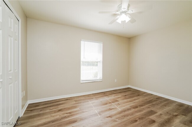 820 SW 11th Ct