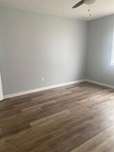 4498 Wooddale Ave in Memphis, TN - Building Photo - Building Photo