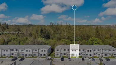 250 SE 10th St in Florida City, FL - Building Photo - Building Photo