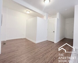 1900 S Throop St, Unit 9 in Chicago, IL - Building Photo - Building Photo