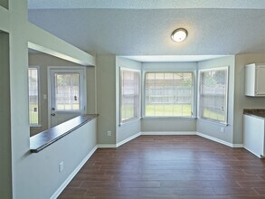 5510 April Forest Dr in Memphis, TN - Building Photo - Building Photo