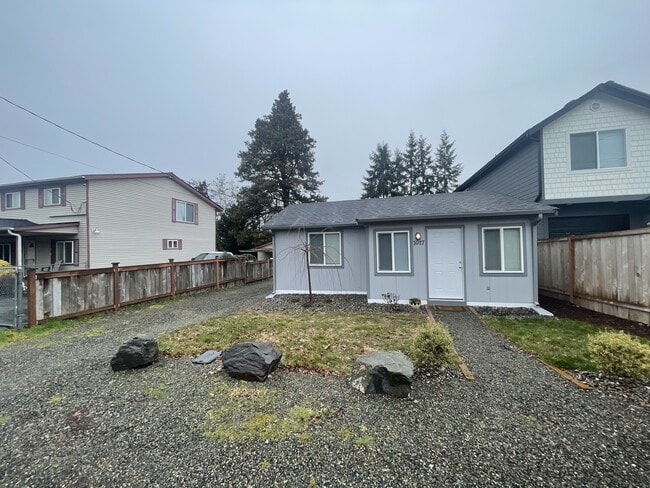 1017 110th St S in Parkland, WA - Building Photo - Building Photo