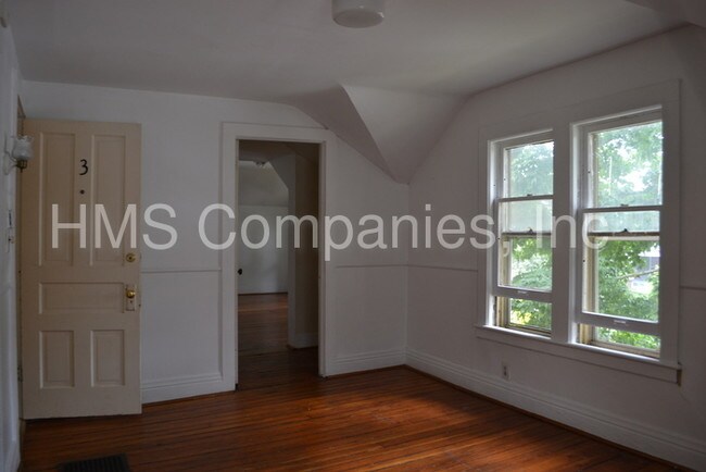 521 S Westnedge Ave-Unit -1 in Kalamazoo, MI - Building Photo - Building Photo