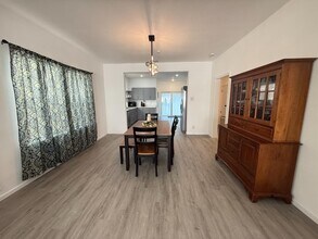 727 Indiana St in San Antonio, TX - Building Photo - Building Photo