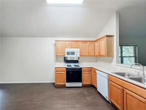 12137 Tumbling Creek Trail in Austin, TX - Building Photo - Building Photo