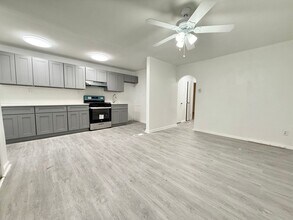 5529 Wheeler St in Philadelphia, PA - Building Photo - Building Photo