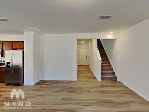 5010 Sunbriar Drive in Charlotte, NC - Building Photo - Building Photo