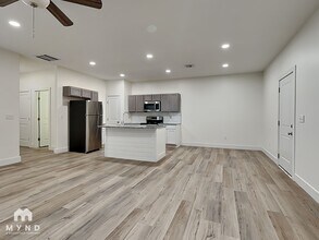 5803 E Bristol St in Wichita, KS - Building Photo - Building Photo