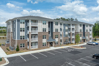 Lewis Place in Raleigh, NC - Foto de edificio - Building Photo