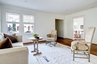 2111 Bartlett St in Houston, TX - Building Photo - Building Photo