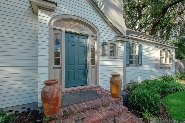 2221 Olive St in Baton Rouge, LA - Building Photo - Building Photo