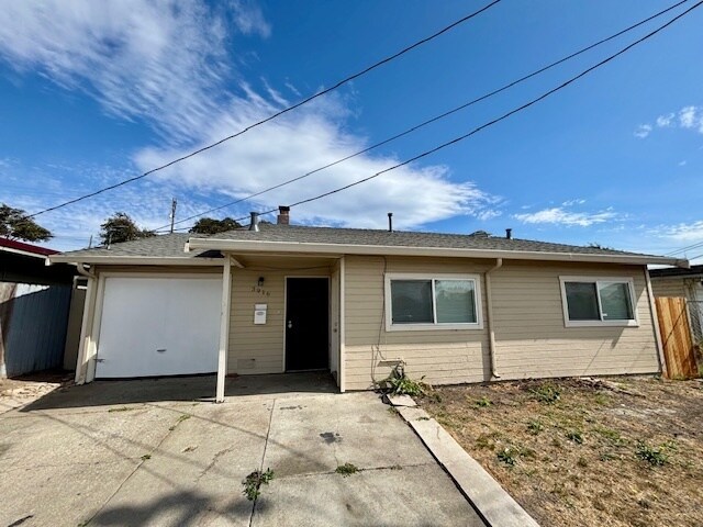 3916 McGlothen Way in Richmond, CA - Building Photo