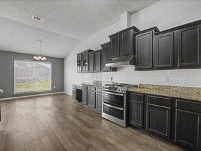3063 Border Creek Dr in Crestview, FL - Building Photo - Building Photo