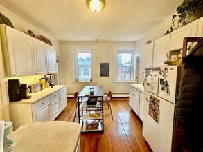 37 Tileston St, Unit 5F in Boston, MA - Building Photo - Building Photo