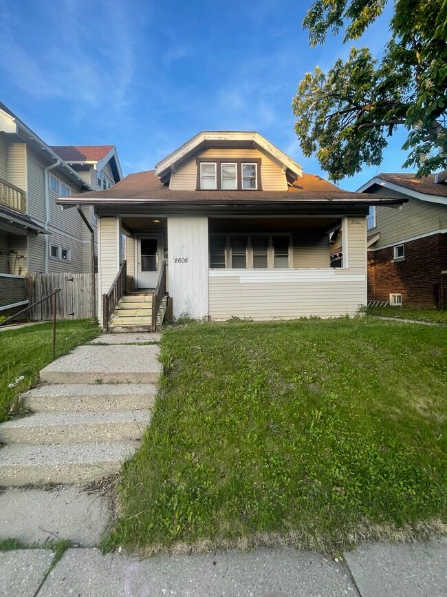 2608 N 40th St, Unit 2608a in Milwaukee, WI - Building Photo - Building Photo