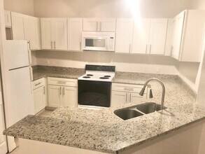 2640 Legacy Villas Dr in Maitland, FL - Building Photo - Building Photo