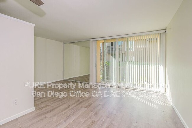 6333 Mt Ada Rd in San Diego, CA - Foto de edificio - Building Photo