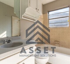 109 SW 15th St in Moore, OK - Building Photo - Building Photo