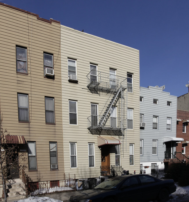 109 Java St in Brooklyn, NY - Building Photo - Building Photo