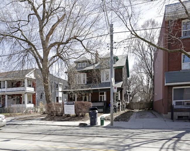 George Condos & Towns in Toronto, ON - Building Photo - Building Photo