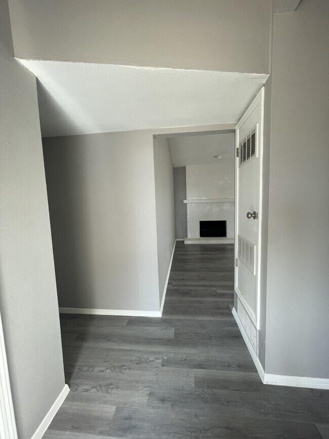 11217 Les Peterson Ln in El Paso, TX - Building Photo - Building Photo