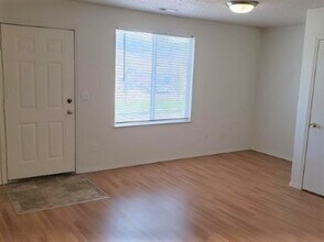 79 4th St N-Unit -C in Nampa, ID - Building Photo - Building Photo