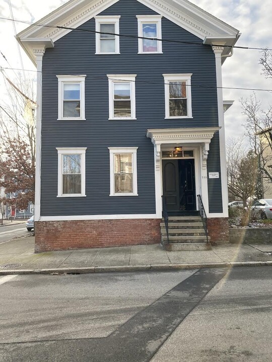 265 Transit St, Unit 2 in Providence, RI - Foto de edificio