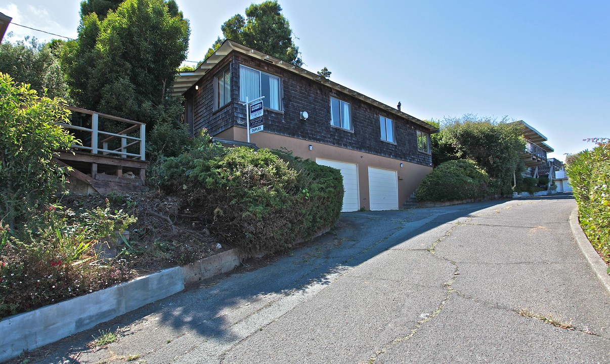 608 Locust St in Sausalito, CA - Building Photo