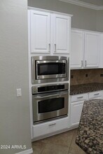 3942 E Patrick Ln in Phoenix, AZ - Building Photo - Building Photo