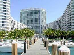 1500 Bay Rd, Unit 482S in Miami Beach, FL - Building Photo - Building Photo