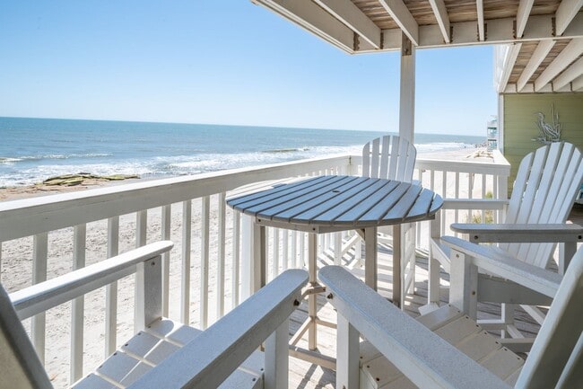 property at 1 Neptune Pl