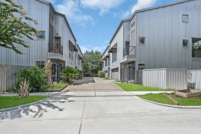 property at 1504 Cleveland St