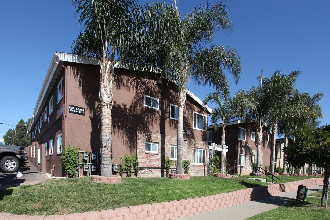 Grand Avenue Apartments in San Diego, CA - Building Photo