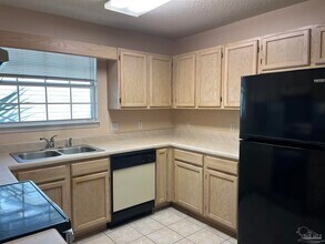 192 Wildflower Ln in Pensacola, FL - Building Photo - Building Photo