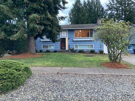 1801 S 261st Pl in Des Moines, WA - Building Photo