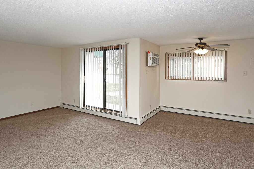 Driftwood Apartments St. Cloud, MN Apartments