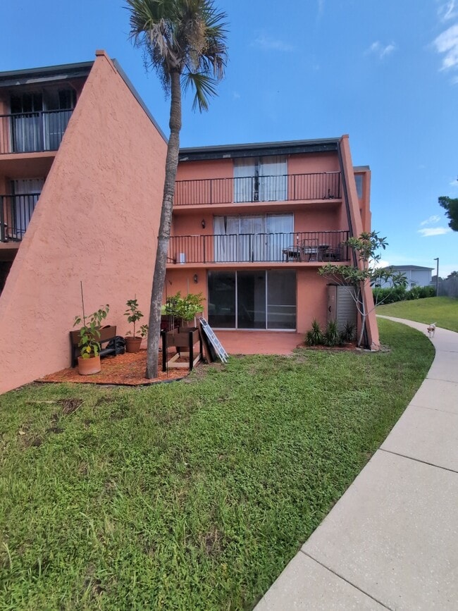 property at 3401 Townsend Blvd