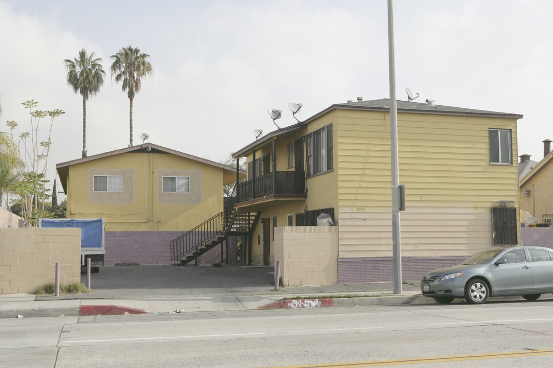 2765 Tweedy Blvd in South Gate, CA - Building Photo