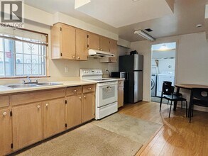 3470 Dundas St in Vancouver, BC - Building Photo - Building Photo