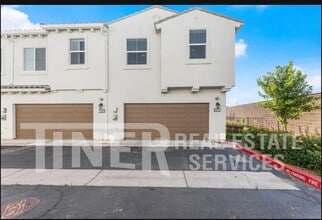 5301 E Commerce Way in Sacramento, CA - Building Photo - Building Photo