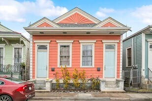 2223-2225 St Andrew St in New Orleans, LA - Building Photo