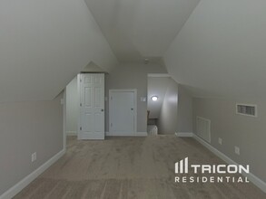 8721 Magnolia Estates Dr in Cornelius, NC - Building Photo - Building Photo